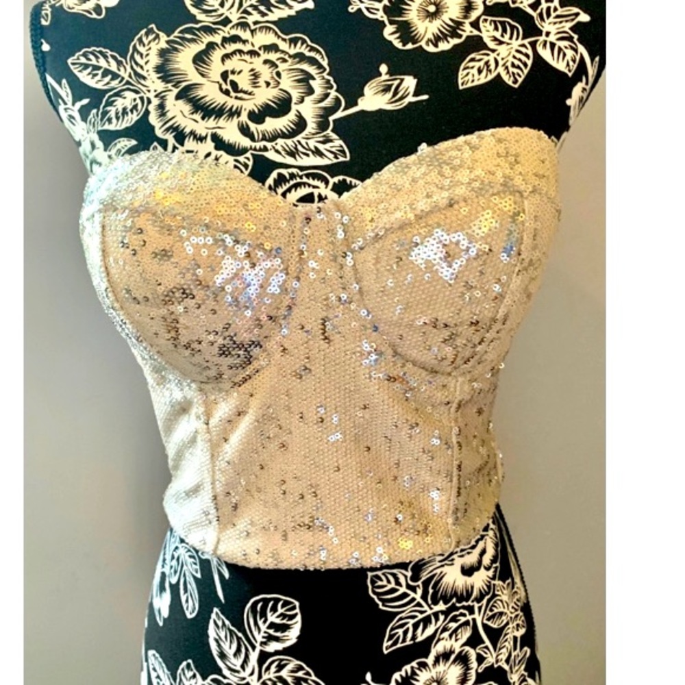 Charlotte Russe bustier sz M